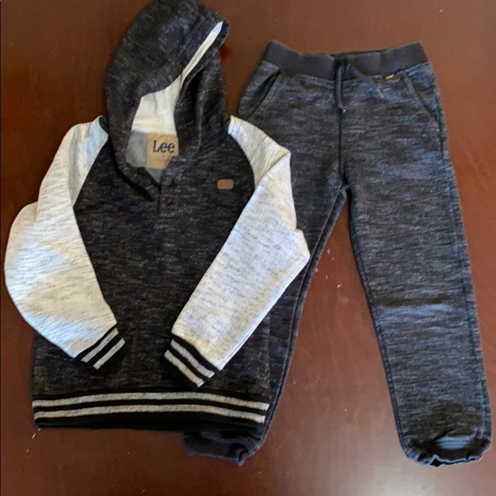 Boys Lee hoodie and sweats set